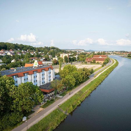 Ibis Styles Regensburg Hotel Exterior foto