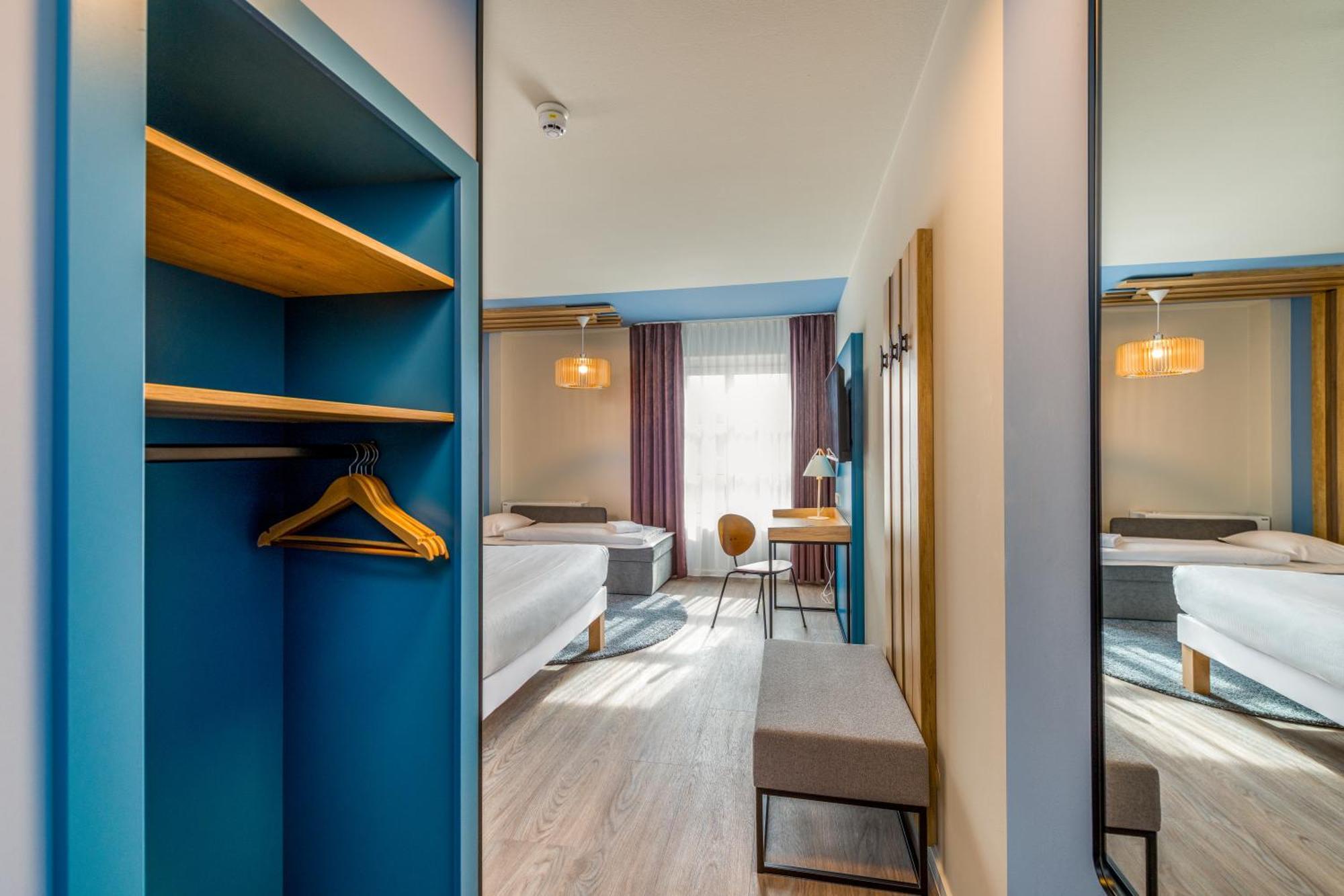 Ibis Styles Regensburg Hotel Exterior foto